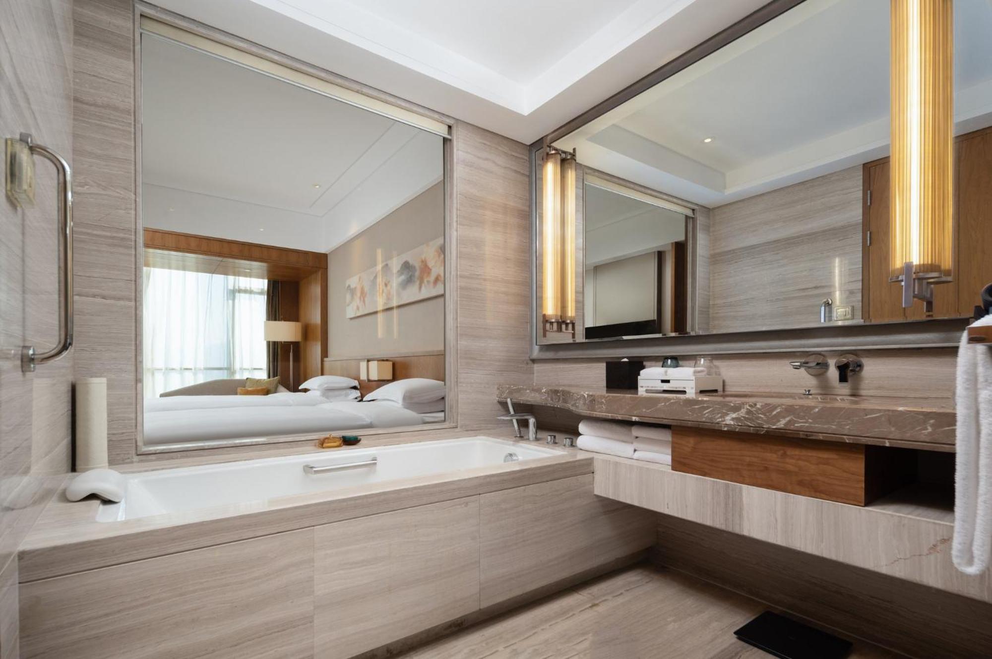 Crowne Plaza Fuzhou Riverside By Ihg Екстер'єр фото